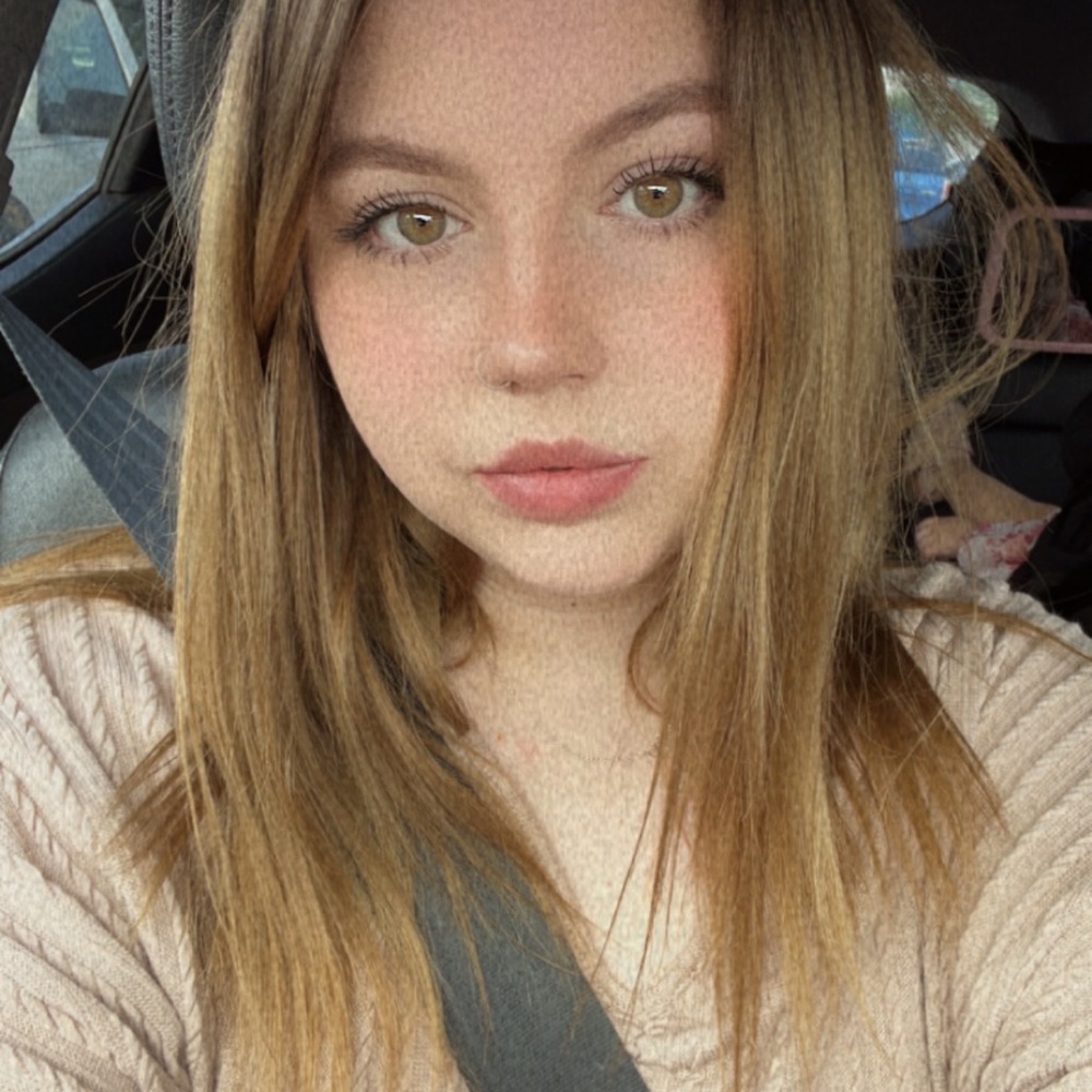 Meet your Posher, Devyn